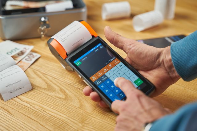 E Invoice Vs VAT Tax Invoice In The UAE What Actually Changes